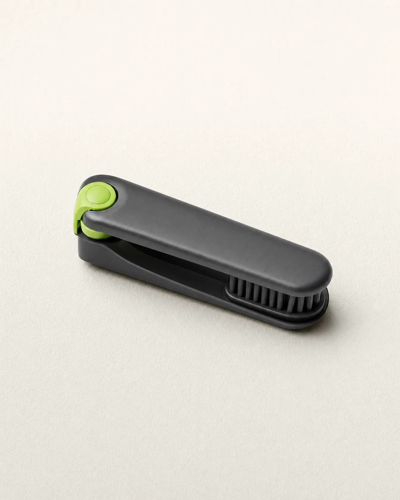 Fresh'n Up foldable toothbrush